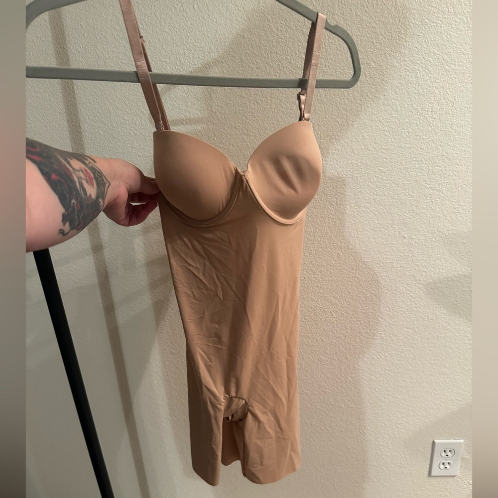 New! Spanx- M